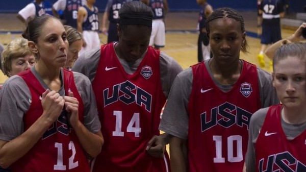 11-2012-USA-Women's-Basketball-Team-MDP-2012 000084_featured