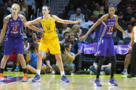 Leilani Mitchell rescues Phoenix in overtime, 94-91, Sparks put the West on notice