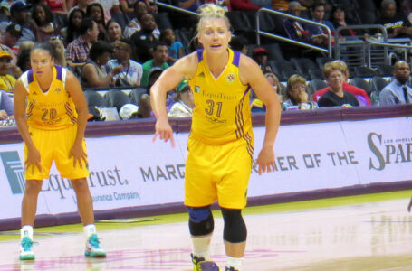 Kristi Toliver sets franchise record as Sparks shock Tulsa, 98-95