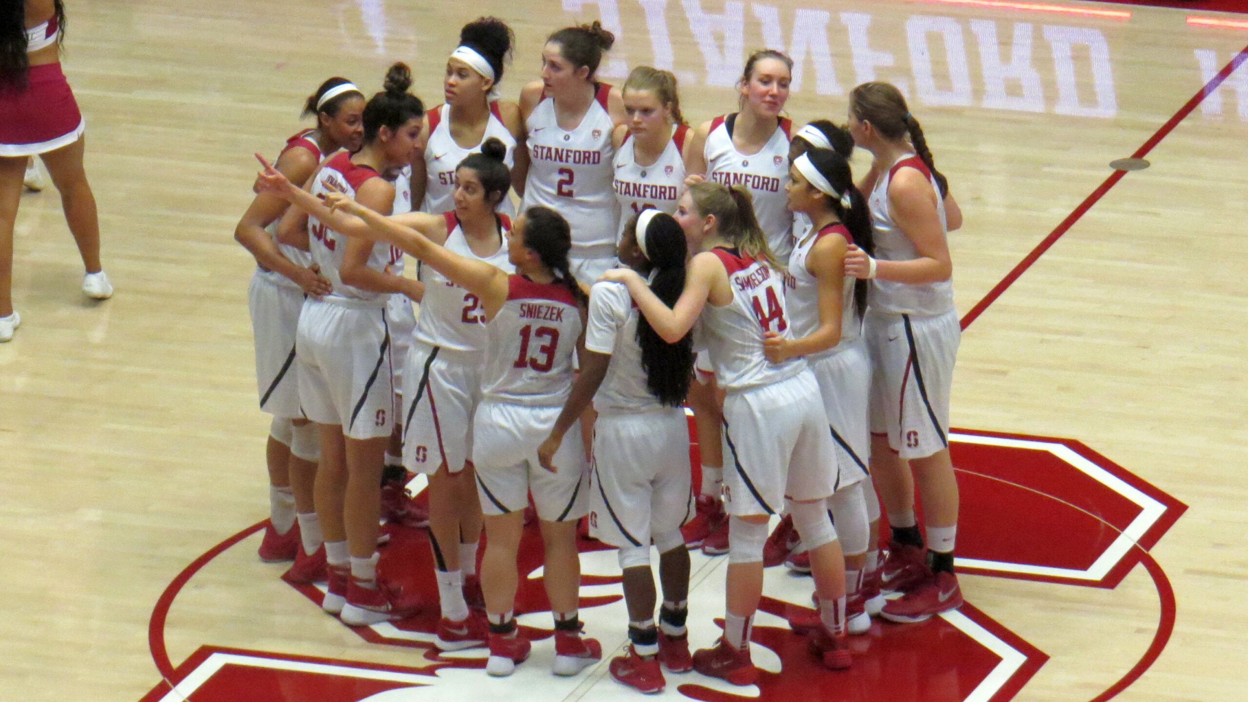 Third quarter surge helps Stanford put away up-and-coming Utah, 72-52