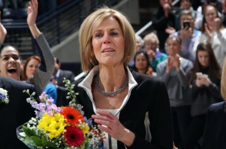 UConn and Auriemma surprise associate head coach Chris Dailey with plaque on “Huskies of Honor” wall