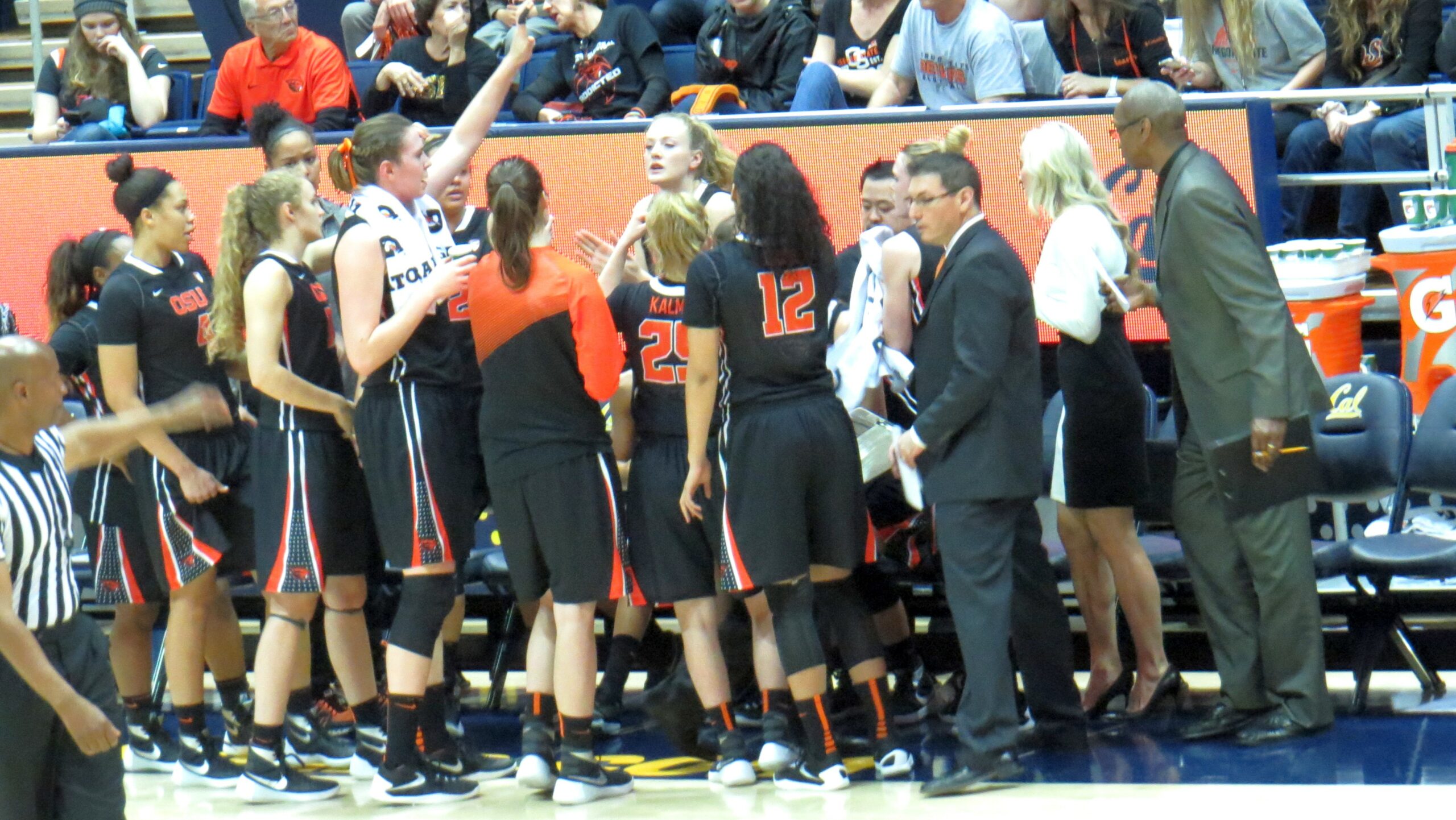 No. 7 Oregon State rebounds from loss, overcomes upset-minded Cal to earn share of Pac-12 title