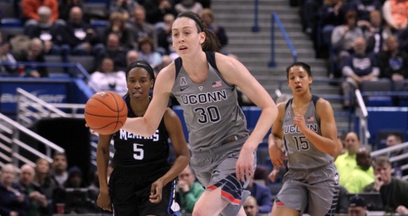 Jan. 30, 2016 (Hartford, Conn). UConn's Breanna Stewart. Photo: UConn Athletics.