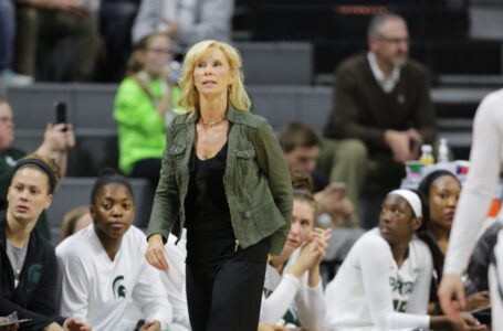 Michigan State head coach Suzy Merchant to take a medical leave of absence