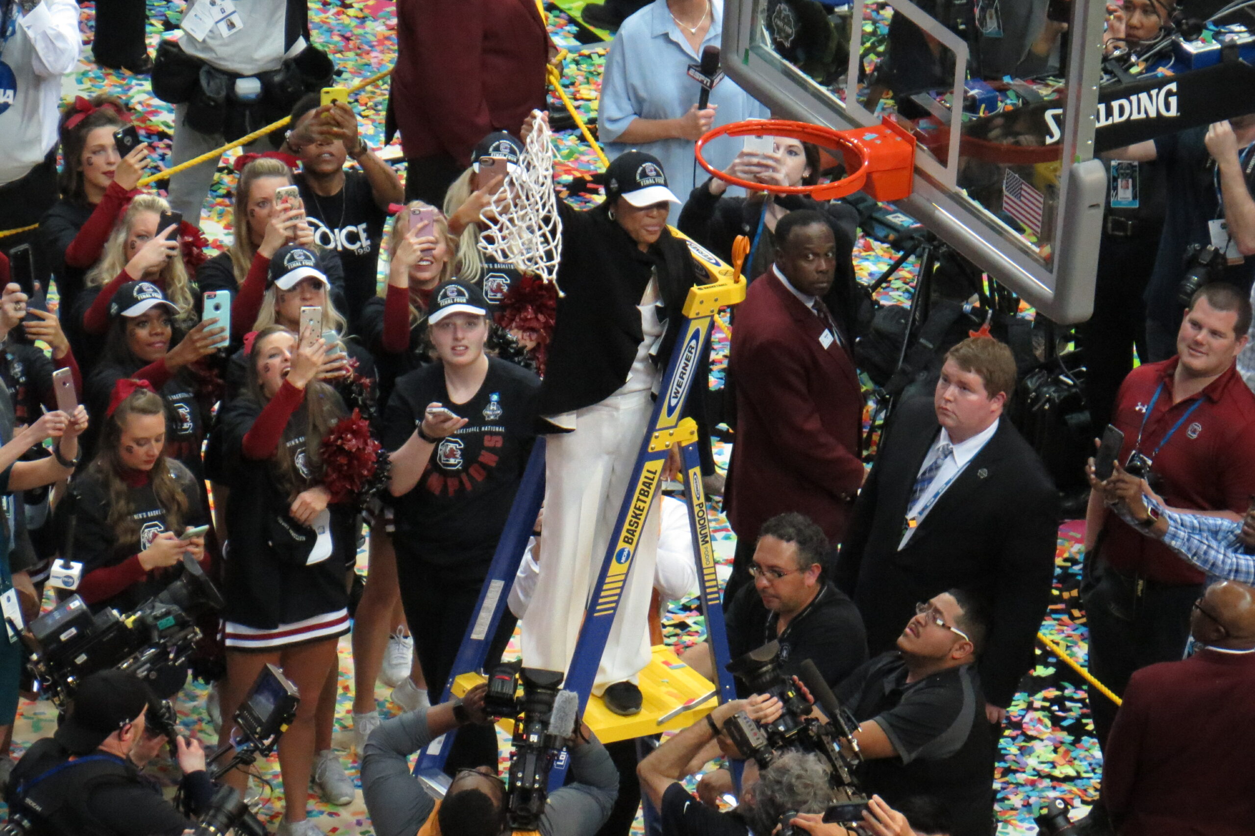 Dawn Staley coaches South Carolina to first-ever national championship for Gamecocks