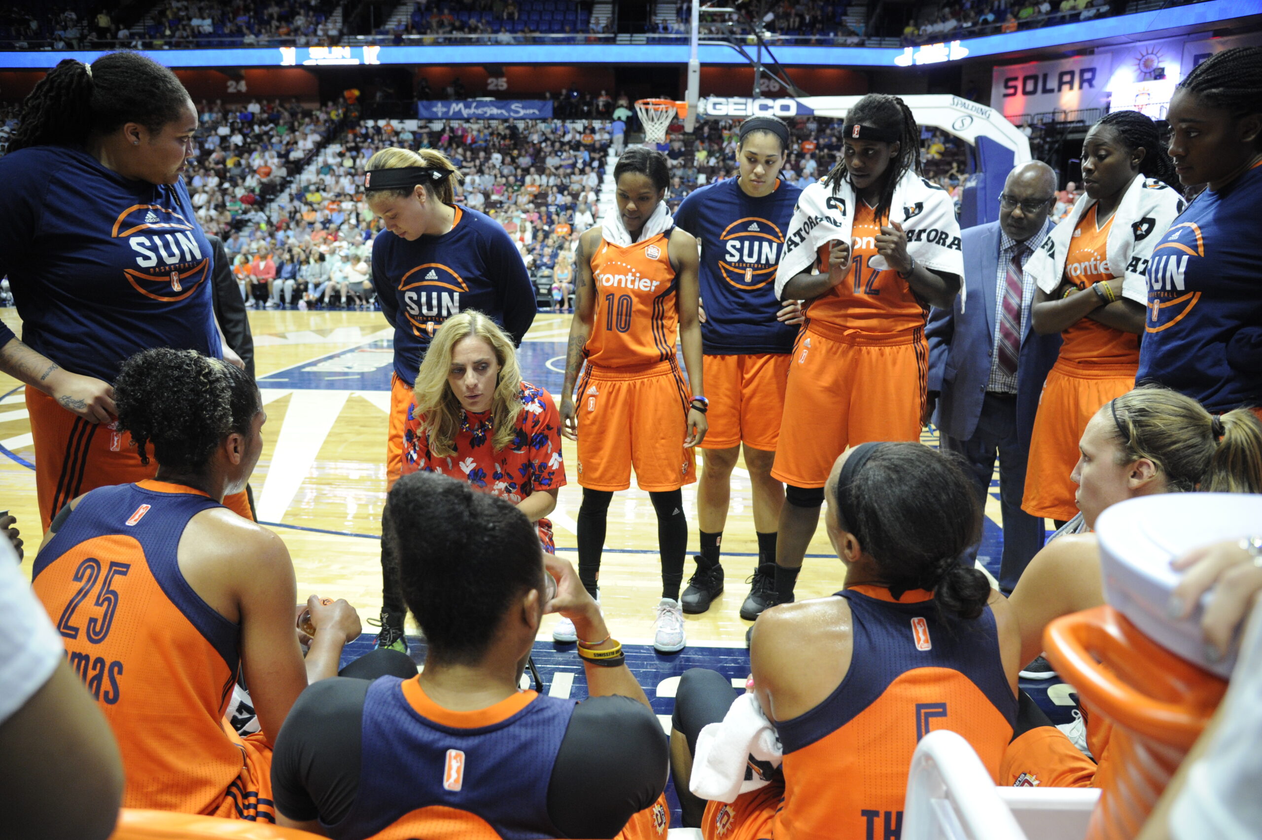 Atlanta Dream hires Nicki Collen as head coach