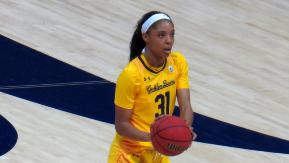 Nov. 11, 2017 (Berkeley, Calif.) - Cal junior forward/center Kristine Anigwe.