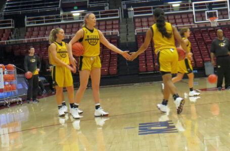 Missouri coach Robin Pingeton and star Sophie Cunningham amped for matchup vs. FGCU in NCAA first round