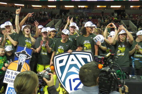 Social media recap: Oregon beats Stanford 77-57 in Pac-12 tourney title game, a first for the Ducks