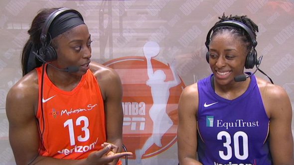 Chiney Ogwumike (left) and her older sister Nneka. Photo: NBAE/Getty Images.