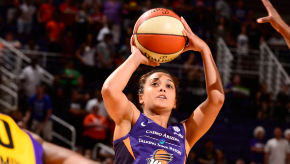 June 23, 2019 (Phoenix, AZ) - Leilani Mitchell. Photo: Barry Gossage (NBAE/Getty Images). June 23, 2019 (Phoenix, AZ) - Leilani Mitchell. Photo: Barry Gossage (NBAE/Getty Images).