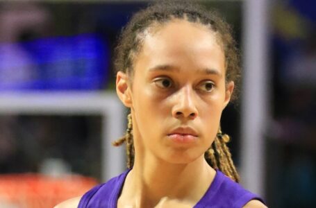 Battle of the Brittneys: Griner outduels Sykes in Phoenix Mercury’s win over Atlanta Dream