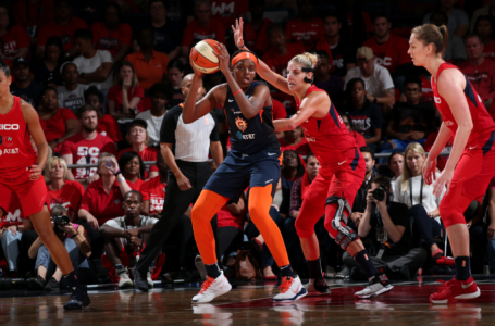 Jonquel Jones sets records as Connecticut splits Finals series 1-1 with 99-87 win over Washington