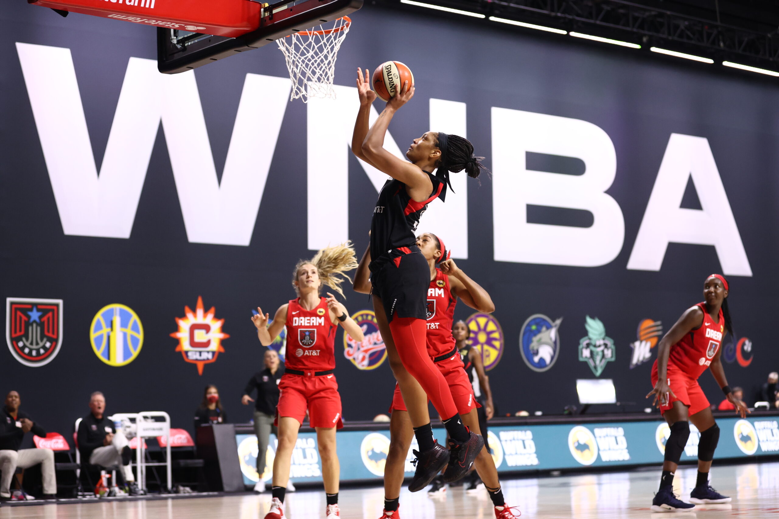 A'ja Wilson #22 of the Las Vegas Aces shoots the ball against the Atlanta Dream on September 5, 2020 at Feld Entertainment Center in Palmetto, Florida. (Photo by Ned Dishman/NBAE via Getty Images)