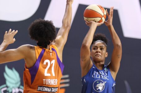 Led by Damaris Dantas, Minnesota Lynx survive Phoenix to advance to semifinals of Playoffs