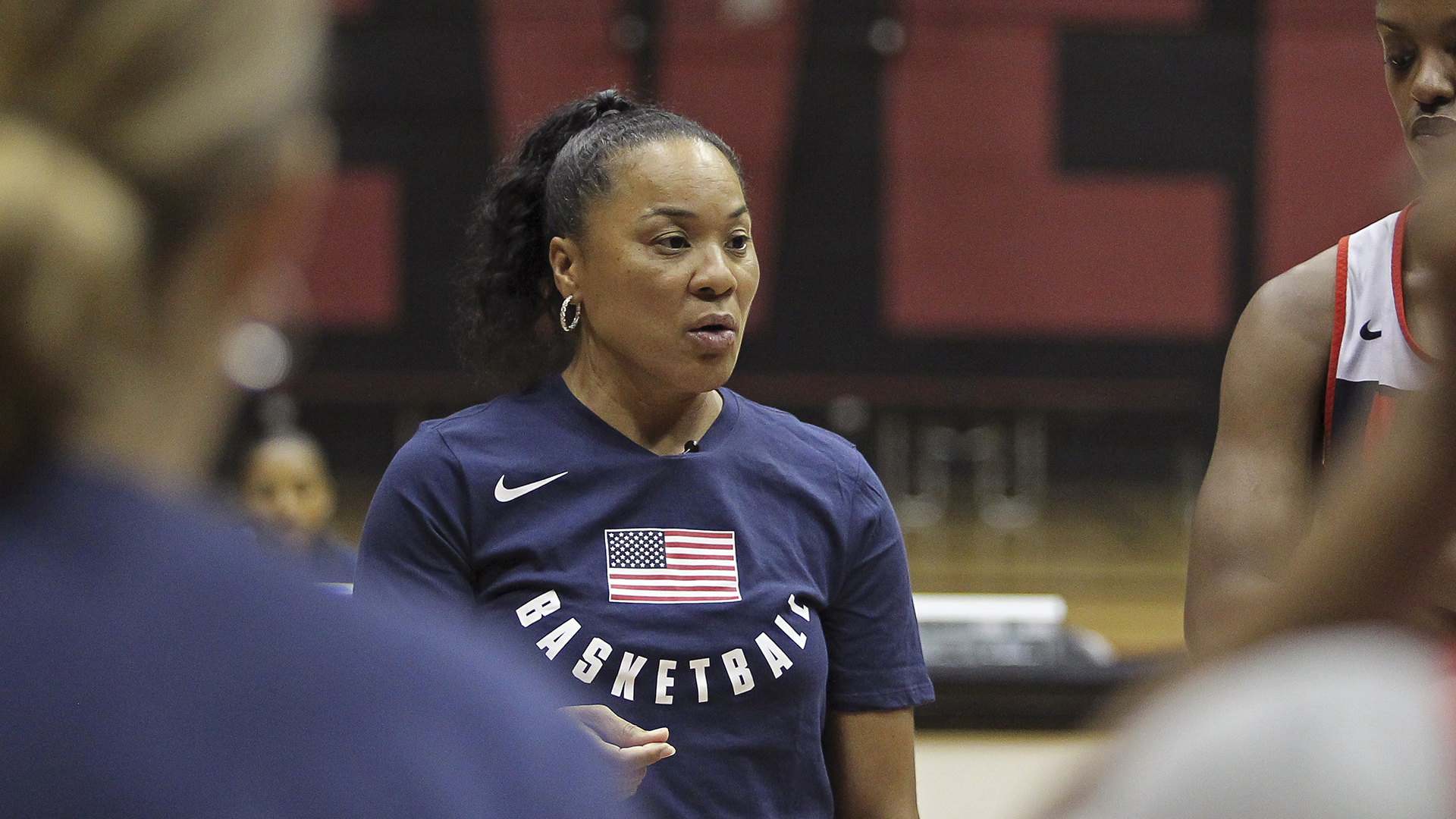 COLUMBIA, SC - SEPTEMBER 3: Dawn Staley of the 2018 USA Basketball Women's National Team coaches during training camp at the University of South Carolina on September 3, 2018 in Columbia, South Carolina. NOTE TO USER: User expressly acknowledges and agrees that, by downloading and/or using this Photograph, user is consenting to the terms and conditions of the Getty Images License Agreement. Mandatory Copyright Notice: Copyright 2018 NBAE (Photo by Travis Bell/NBAE via Getty Images)