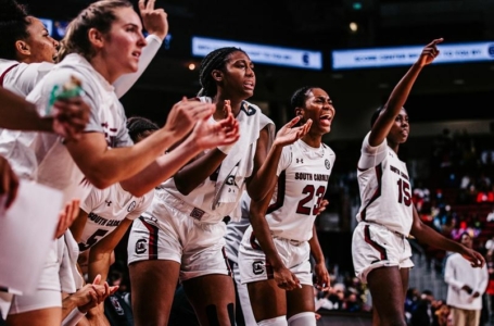 South Carolina tops USA TODAY Sports/WBCA Preseason Top 25 Coaches Poll