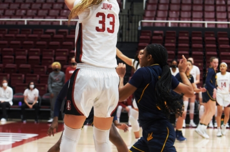 Monster third quarter propels No. 2 Stanford to win over Cal, 97-74
