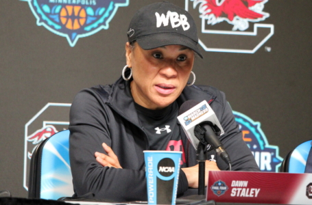 Dawn Staley speaks to media ahead of No. 1 vs. No. 2 matchup at Stanford