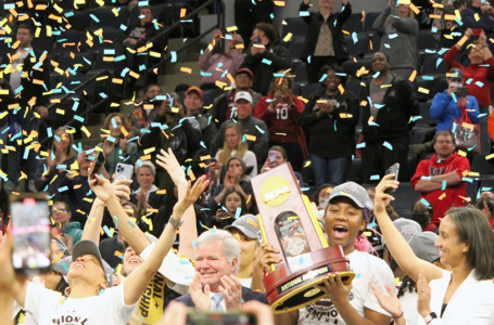 South Carolina, wire-to-wire No. 1 all season, caps it all with a national championship, beating UConn