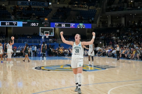 New York Liberty tops defending champs Sky to open the first round of WNBA playoffs, 98-91