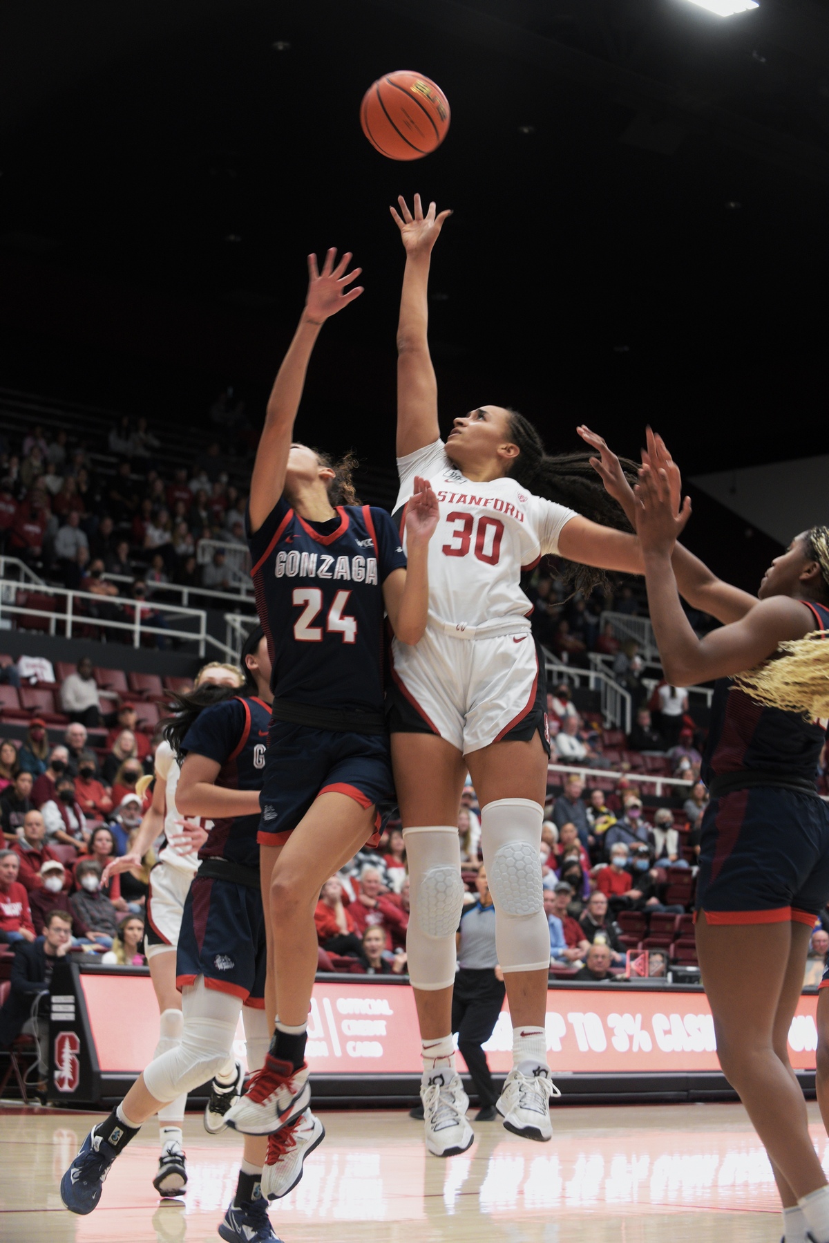 Stanford, Calif. (Dec. 4, 2022) - Stanford's Haley Jones. Photo: © Baranduin Briggs, all rights reserved.