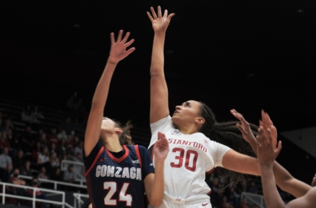 Stanford holds off Gonzaga with a barrage of treys, 84-63