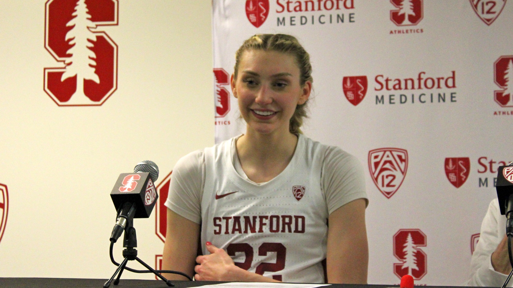 Cameron Brink’s Triple-Double Highlights No. 3 Stanford’s 62-54 Win Over Oregon