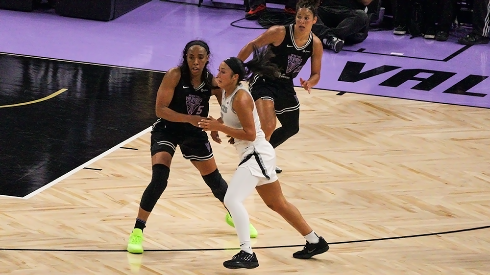 Golden State Valkyries Make Statement on National TV, Rout Las Vegas Aces 95-68