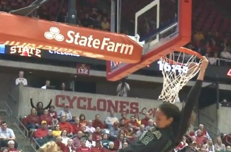 Video: Brittney Griner’s breakaway dunk vs. Iowa State, January 23, 2013