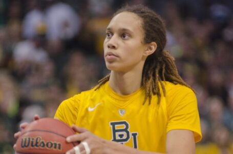 Brittney Griner comes out, fans show support and then there’s NOH8, Prop. 8 and Ken Starr