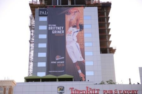 Six years of block parties for Brittney Griner, shattering record after record