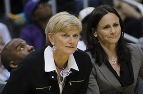 Los Angeles Sparks head coach Carol Ross to hold basketball clinics in Australia