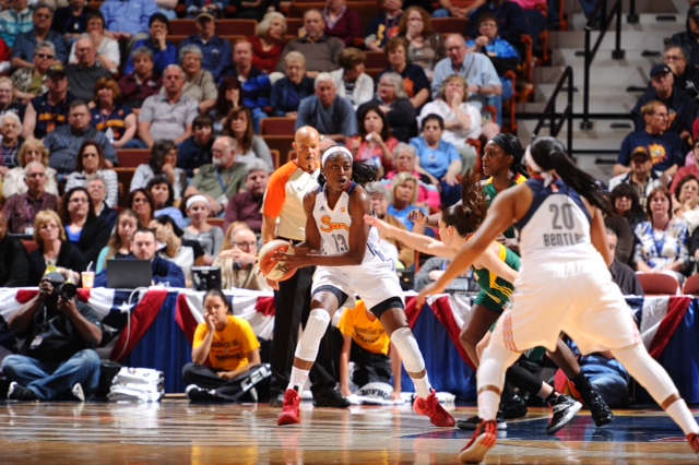 Chiney Ogwumike. Photo: Brian Babineau/NBAE.
