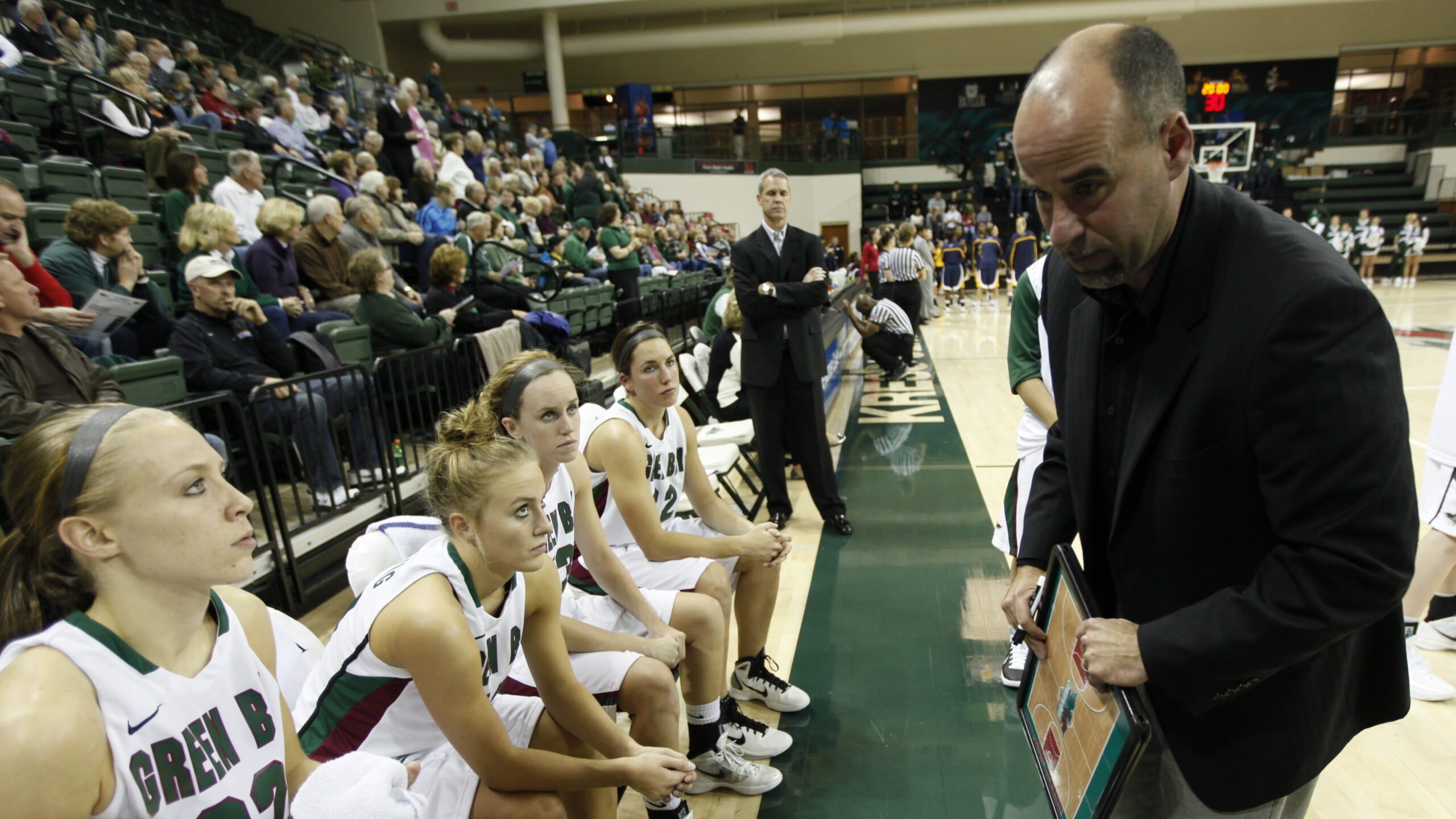 Dishin & Swishin December 8, 2011 Podcast: Jimmy V & Maggie Dixon with ESPN’s Carol Stiff, Green Bay & Toledo face off tonight, Bollant & Cullop discuss their teams