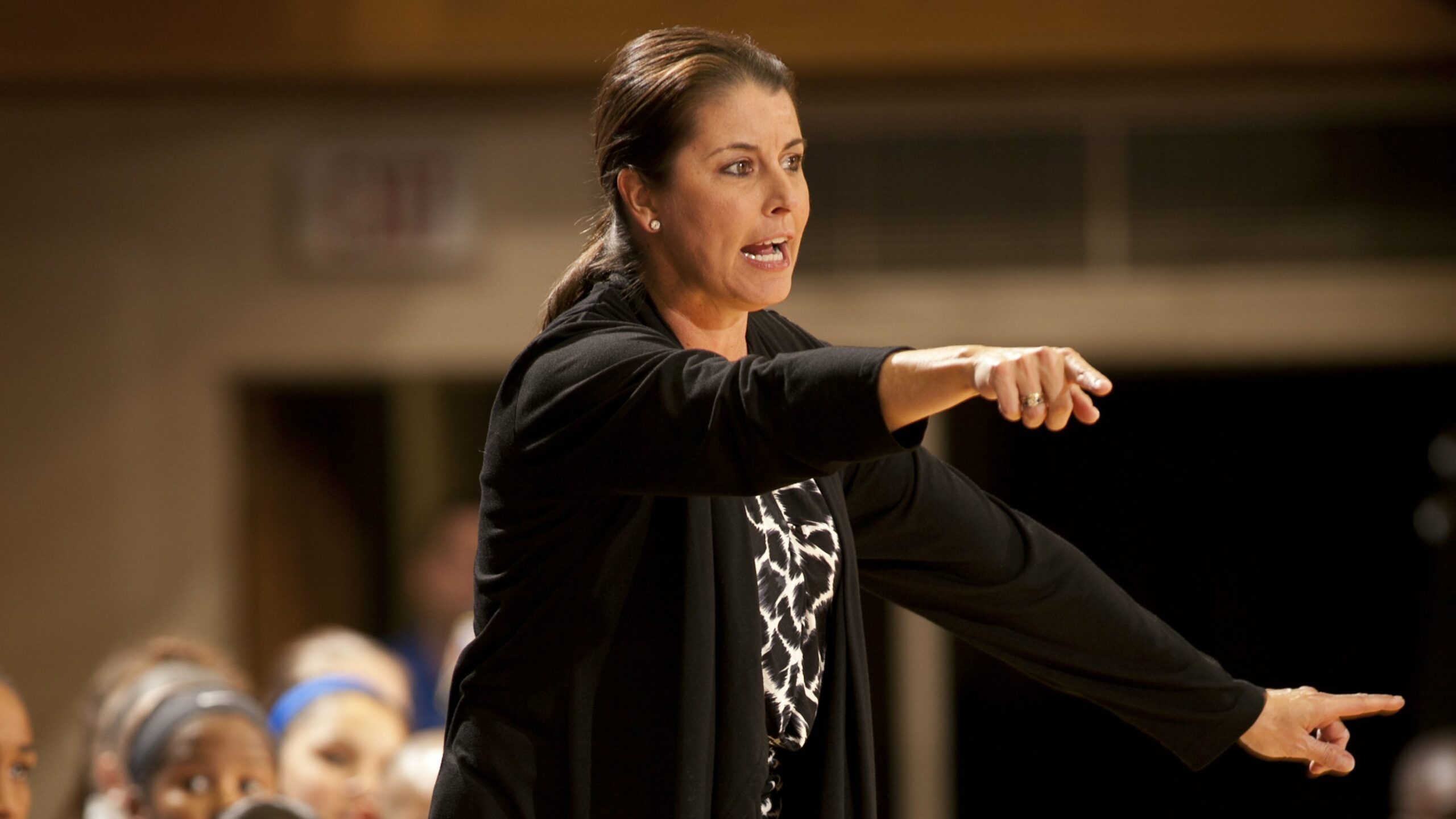 Dishin & Swishin 12/12/13 Podcast: Is #2 Duke ready for #1 UConn? Coach Joanne P. McCallie talks about the Blue Devils and Mechelle Voepel discusses a program seeking a signature win