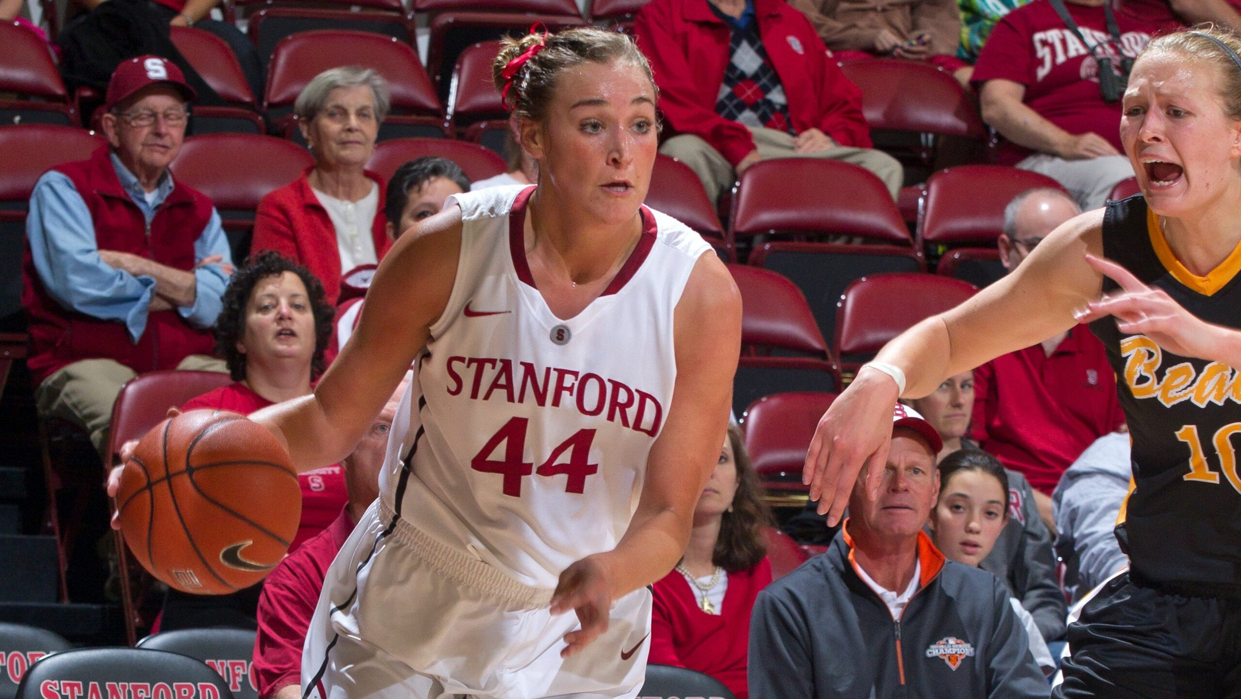 Seattle Storm signs former Stanford player Joslyn Tinkle