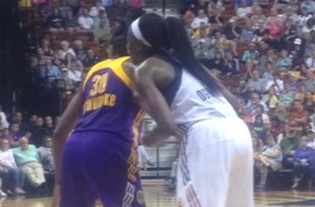 Sparks take Ogwumike Bowl I,  with dominant second half, defeat Sun 90-64