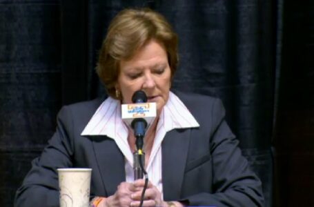 President Obama honors Pat Summitt with the Medal of Freedom