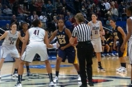 UConn concludes preseason with dismantling of Pace Setters