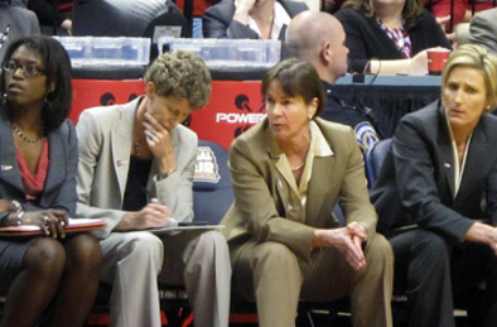 Dishin & Swishin October 27, 2011 Podcast: Tara VanDerveer preparing a new batch of players for success