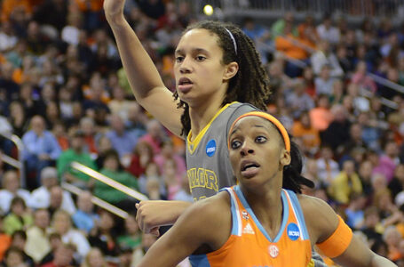 Baylor marches on to the Final Four, Summitt’s Lady Vols head home