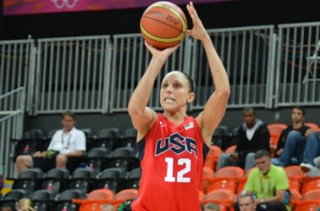 Diana Taurasi will sit out 2015 WNBA season, star’s Russian club team to pay her for the summer